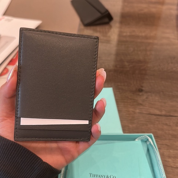 New Tiffany and co!!! Card wallet - Picture 2 of 2